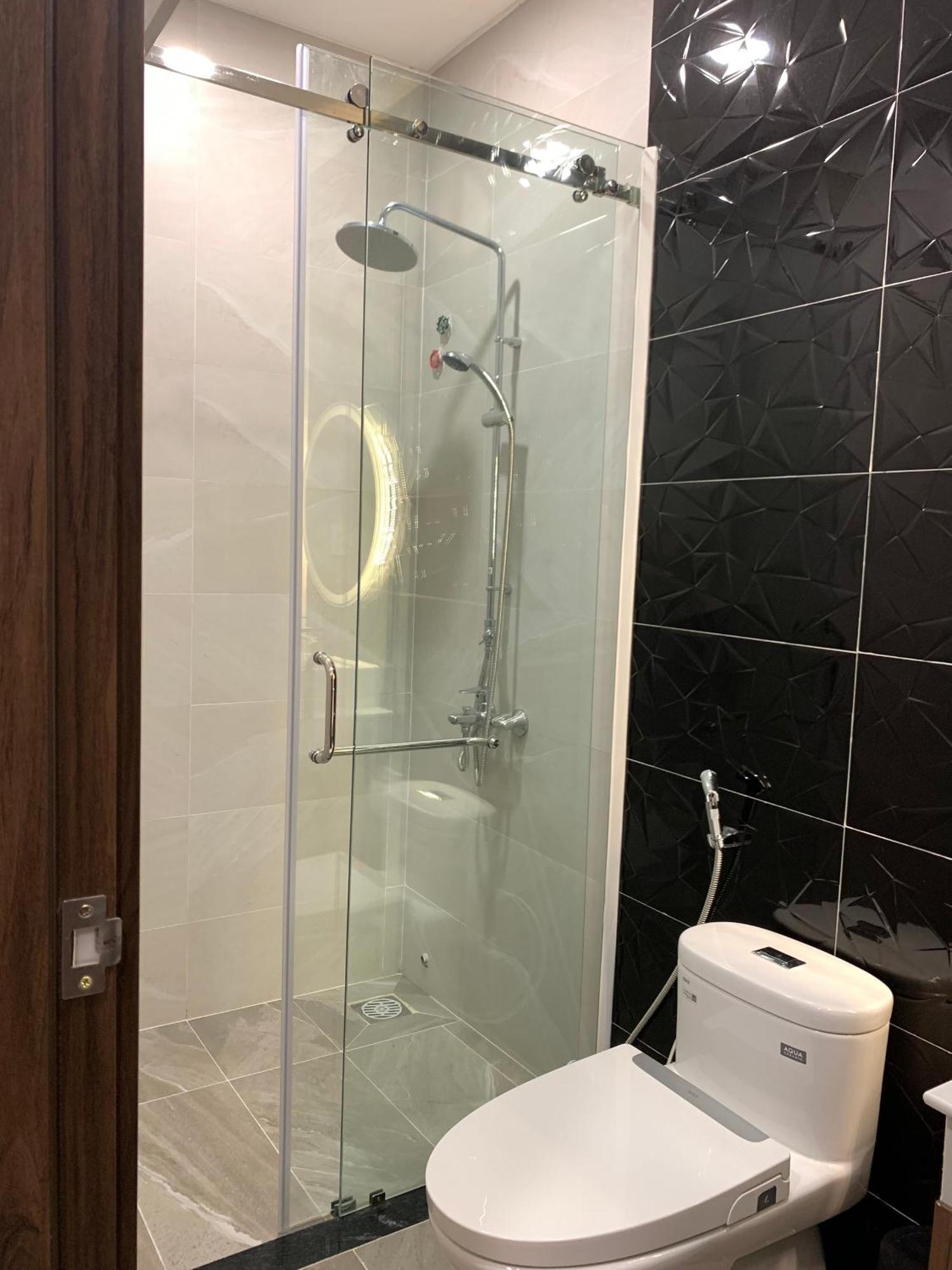 Vin Hotel Виньлонг Экстерьер фото