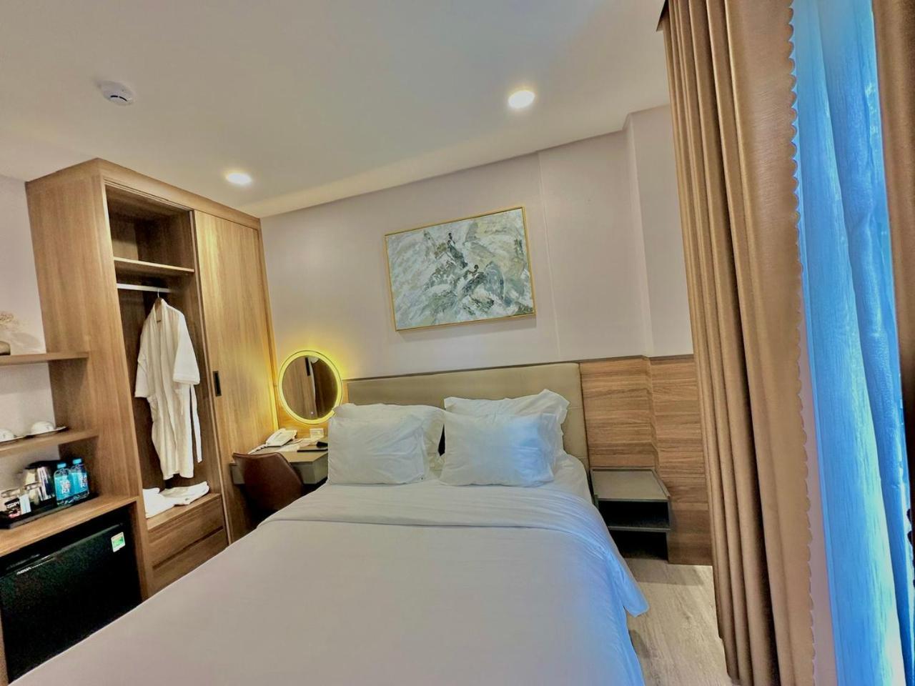 Vin Hotel Виньлонг Экстерьер фото
